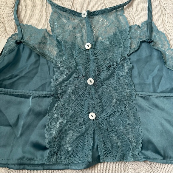 Maude Intimates Silky Lace Cami Slip Teal Blue Size M/L NWT - Picture 2 of 9